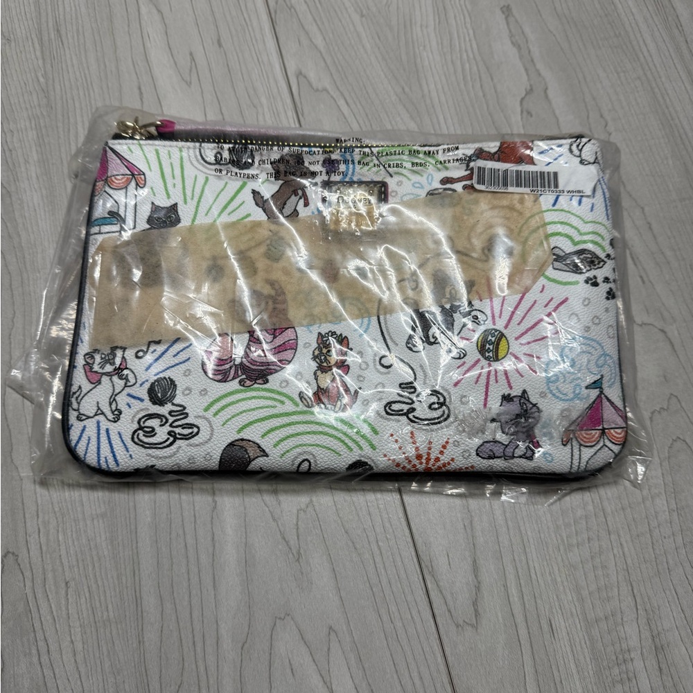 Dooney and Bourke Disney Cats Sketch wristlet